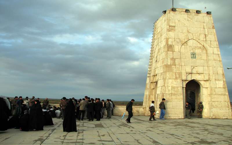 یادمان دهلاویه