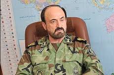 بازدید امیر سرتیپ نامی از نمایشگاه نیروی دریایی در خرمشهر بازدید امیر سرتیپ نامی از نمایشگاه نیروی دریایی در خرمشهر