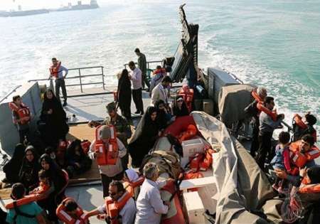 اعزام اولین کاروان دانشجویان هرمزگانی به راهیان نور خلیج فارس اعزام اولین کاروان دانشجویان هرمزگانی به راهیان نور خلیج فارس