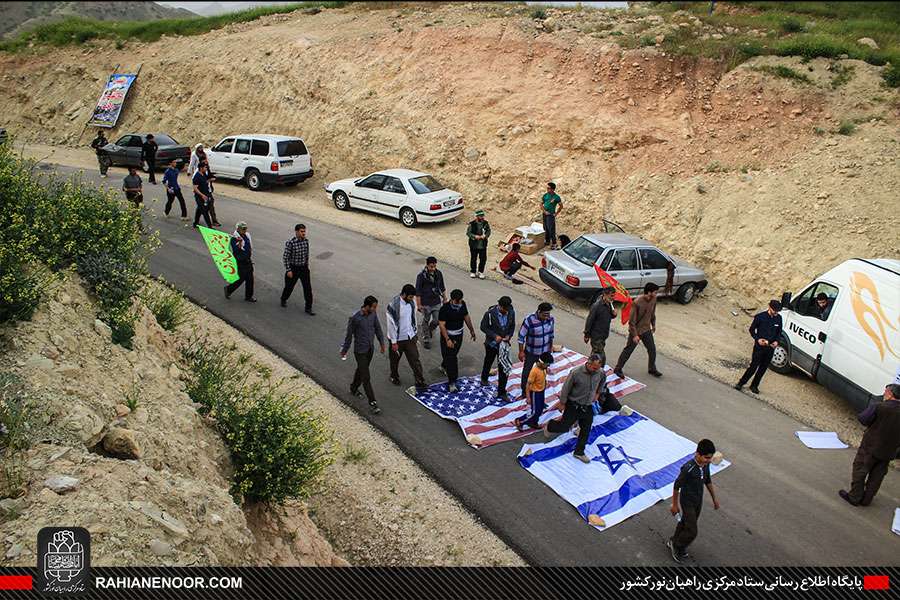 صعود سراسری زائرین راهیان نور غرب به ارتفاعات یادمان بازی دراز