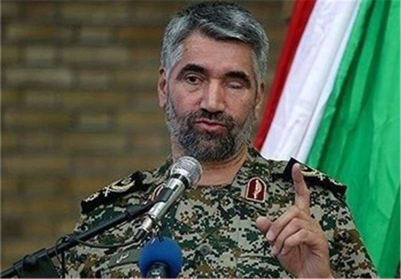 کردستان نماد تنیده شدن خون شیعه و سنی در راه دفاع از انقلاب اسلامی است کردستان نماد تنیده شدن خون شیعه و سنی در راه دفاع از انقلاب اسلامی است