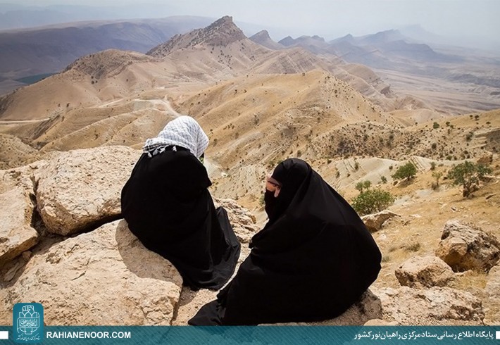 سلام بر چشم های منتظر مادر سلام بر چشم های منتظر مادر