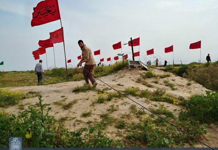 اماده سازی یادمان کانال کمیل و حنظله توسط خادمین شهدا <img src="/images/picture_icon.gif" width="16" height="13" border="0" align="top"> اماده سازی یادمان کانال کمیل و حنظله توسط خادمین شهدا <img src="/images/picture_icon.gif" width="16" height="13" border="0" align="top">