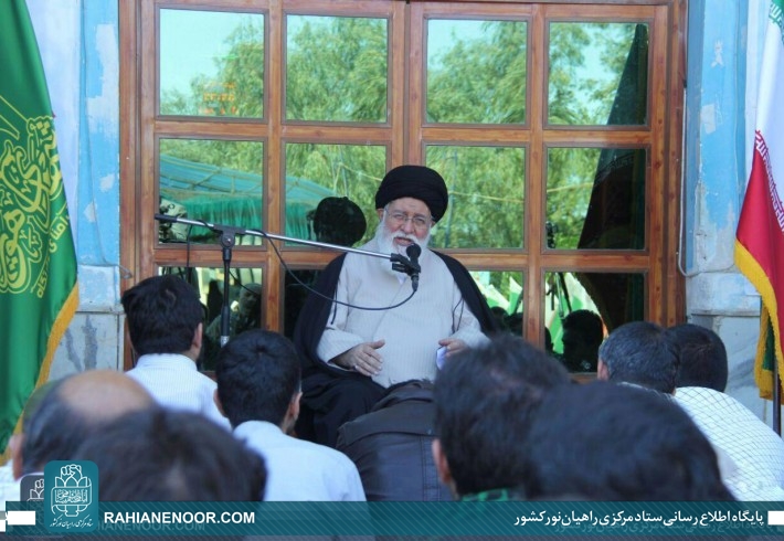 حضور آیت الله علم الهدی در یادمان شهدای هویزه <img src="/images/picture_icon.gif" width="16" height="13" border="0" align="top"> حضور آیت الله علم الهدی در یادمان شهدای هویزه <img src="/images/picture_icon.gif" width="16" height="13" border="0" align="top">