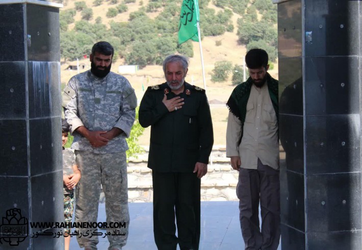 بازدید سردار ادیبی از یادمان زریوار <img src="/images/picture_icon.gif" width="16" height="13" border="0" align="top"> بازدید سردار ادیبی از یادمان زریوار <img src="/images/picture_icon.gif" width="16" height="13" border="0" align="top">