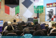 برگزاری یادواره شهدا در پاوه به مناسبت هفته عفاف و حجاب  <img src="/images/picture_icon.gif" width="16" height="13" border="0" align="top">