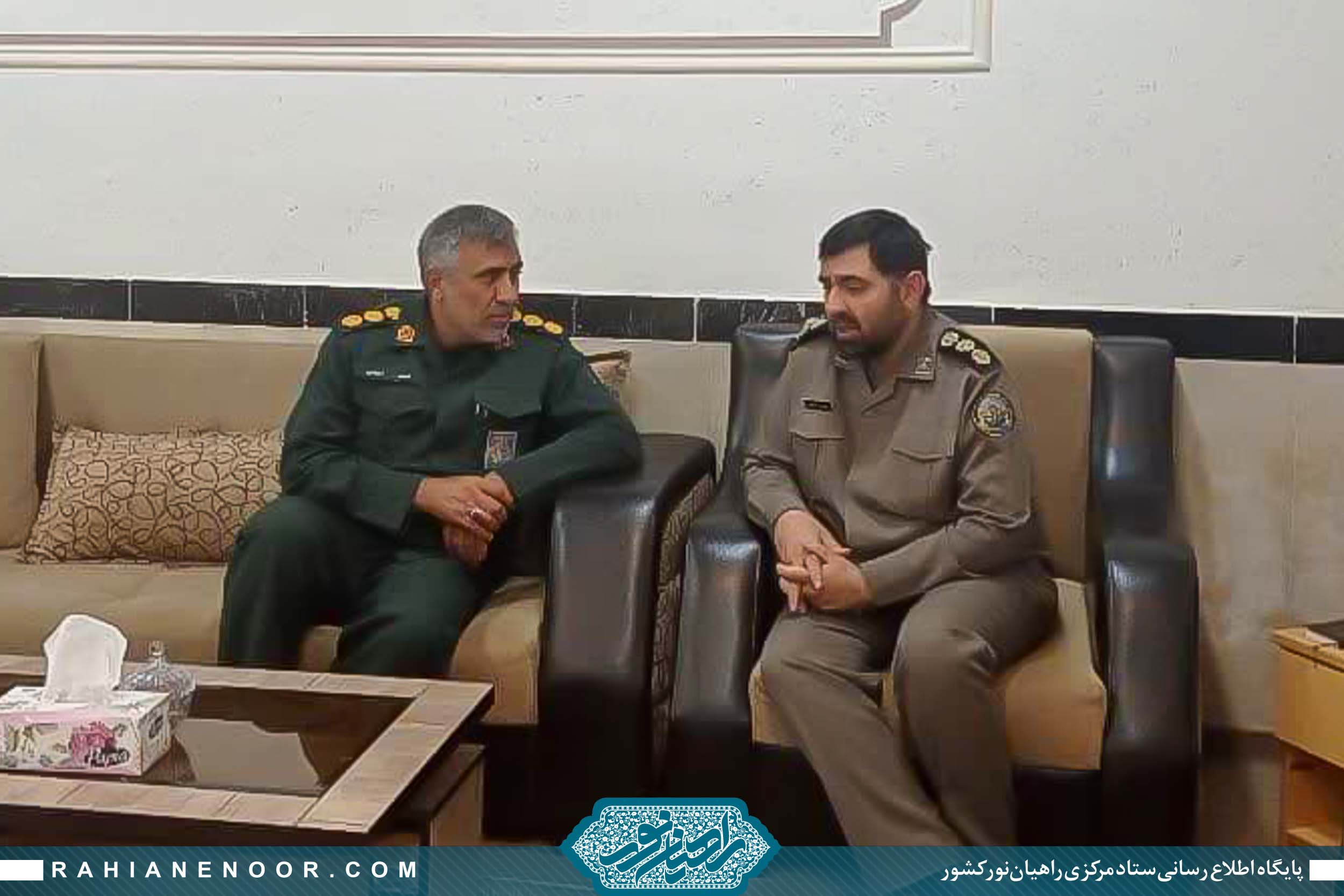 گفتگوی دبیر ستاد مرکزی راهیان نور با فرمانده سپاه مریوان