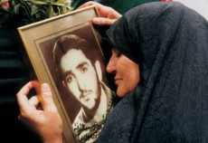 مادران و همسران گرانقدر شهدا  <img src="/images/audio_icon.gif" width="16" height="13" border="0" align="top">