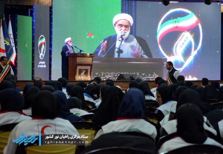 راهیان نور یادآور حماسه و شور رزمندگان اسلام و رشادتهای شهدا است راهیان نور یادآور حماسه و شور رزمندگان اسلام و رشادتهای شهدا است