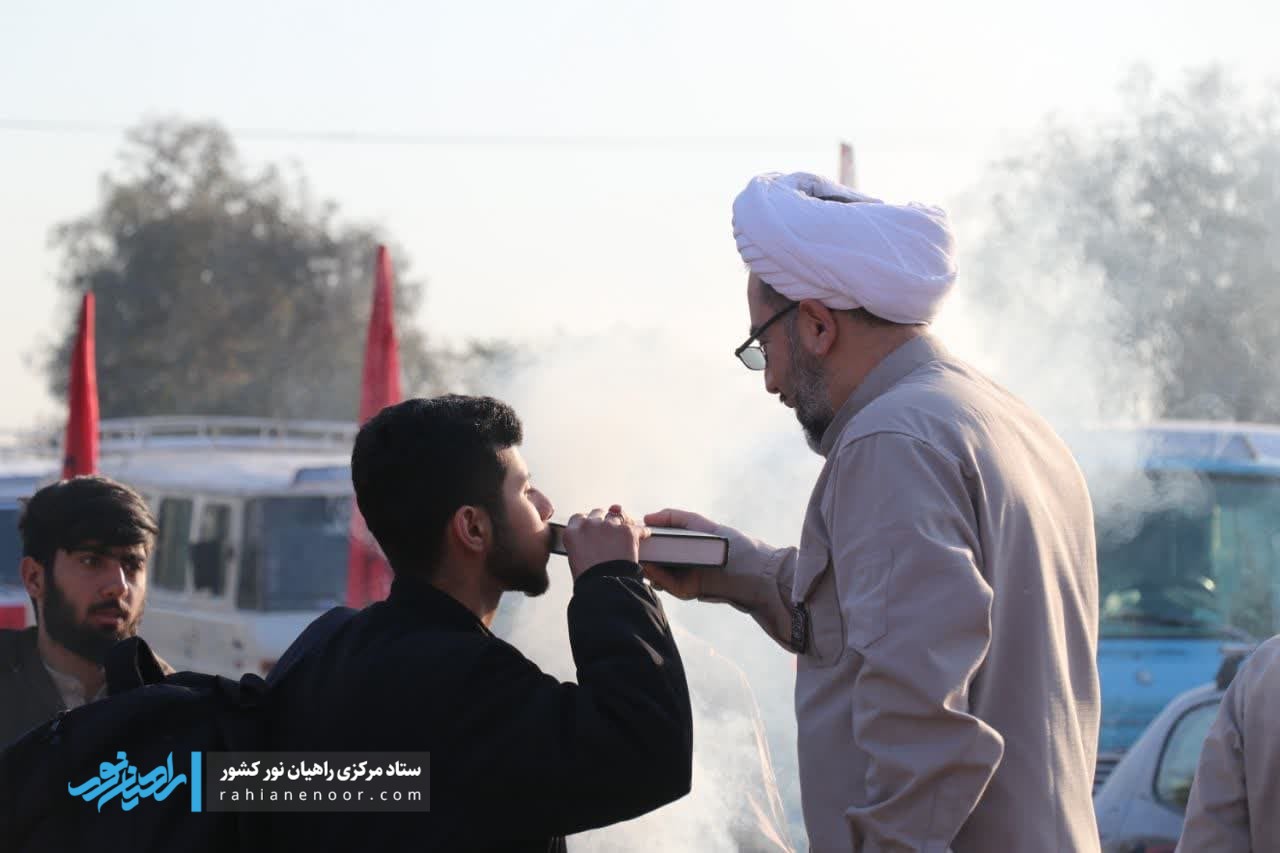 اعزام دومین بازه خادمین شهدا به یادمان های دفاع مقدس جنوب کشور  <img src="/images/picture_icon.gif" width="16" height="13" border="0" align="top">