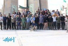 حضور زائران در یادمان شهدای چذابه